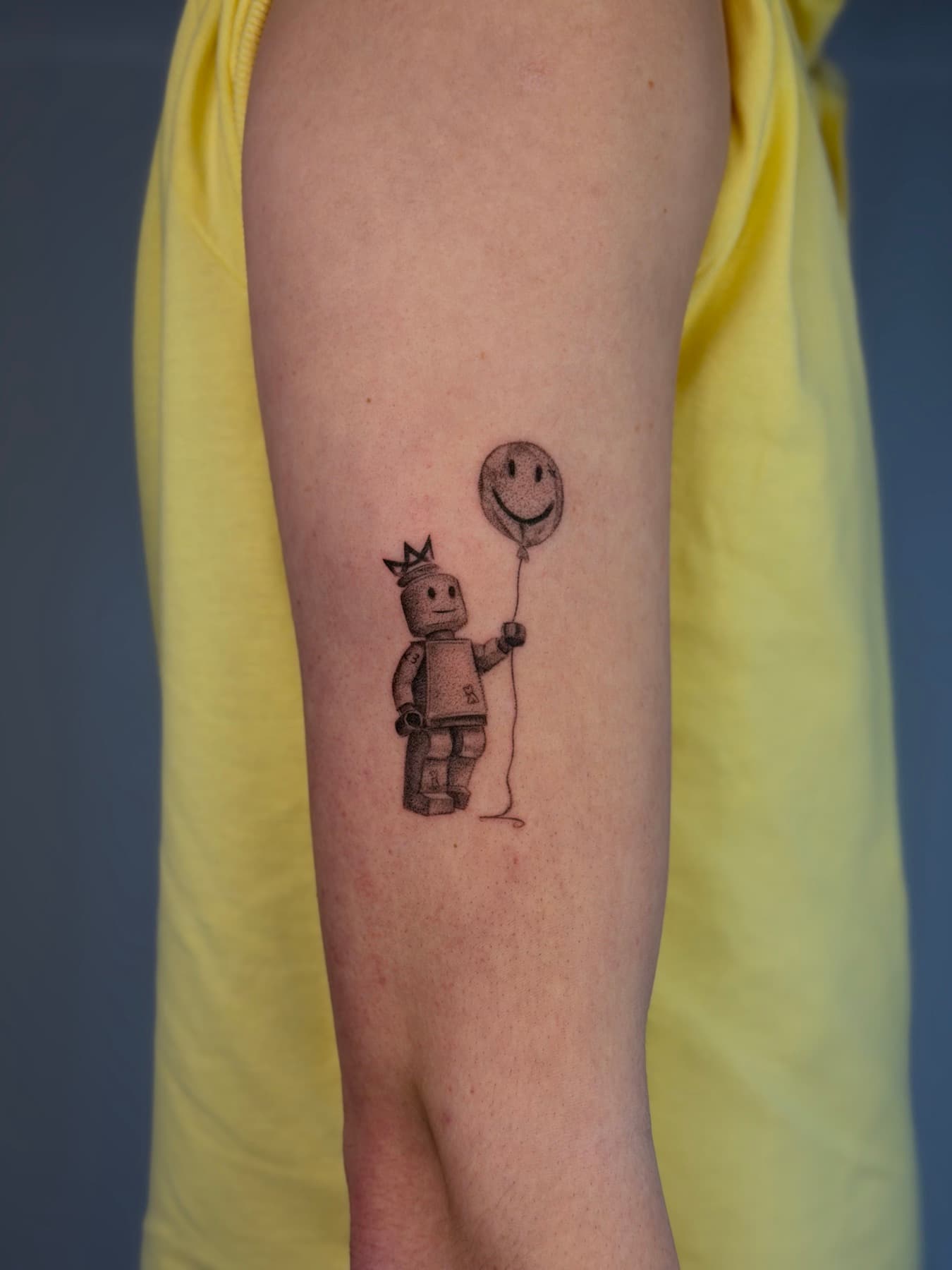 SINO Surrealismus Tattoo - Kreative surrealistische Tätowierung